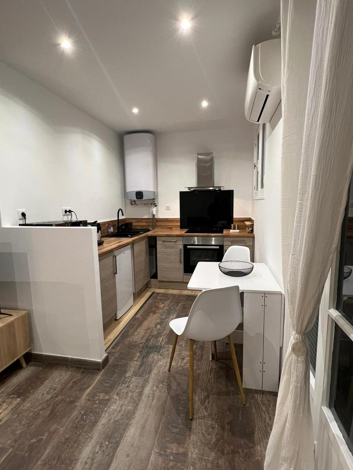 Appartement Centre Ville Dea อฌักซิโอ้ ภายนอก รูปภาพ